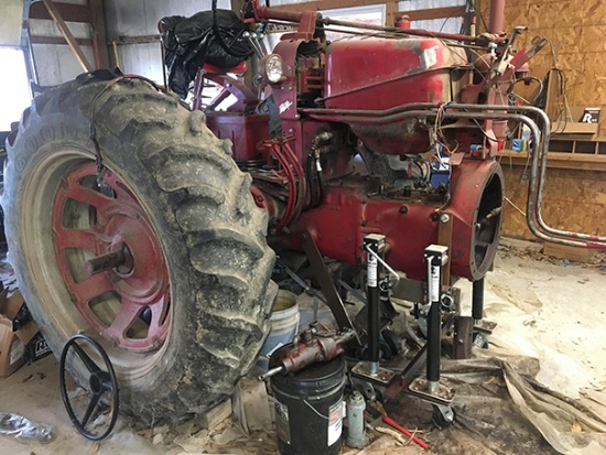 1955 Farmall 450 (G) project tractor