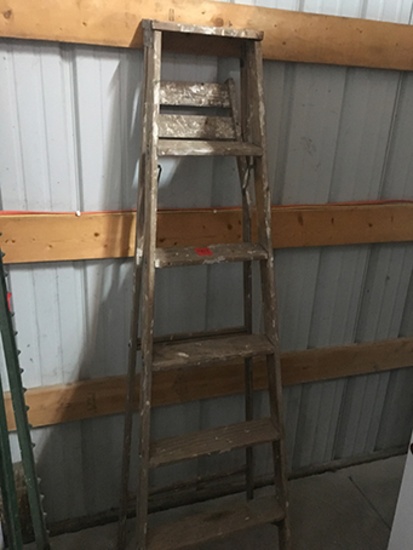 6 ft wooden ladder