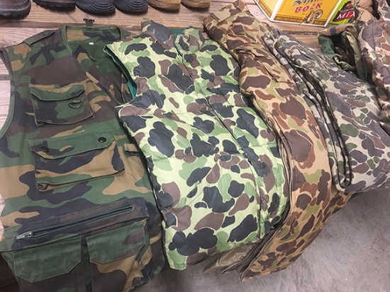 2 XL Vest & Hunting Clothing