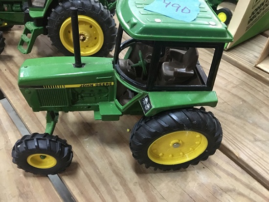 1/16 Scale JD Tractor