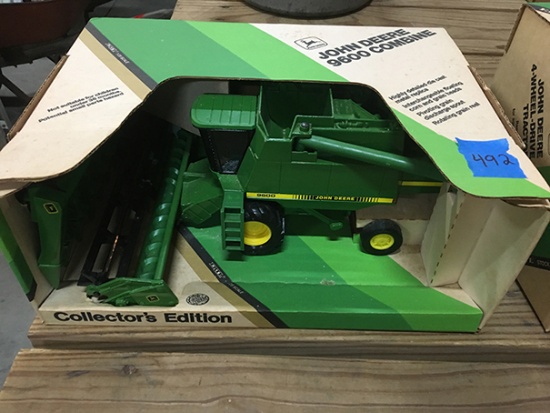 1/16 Scale JD 9600 Combine