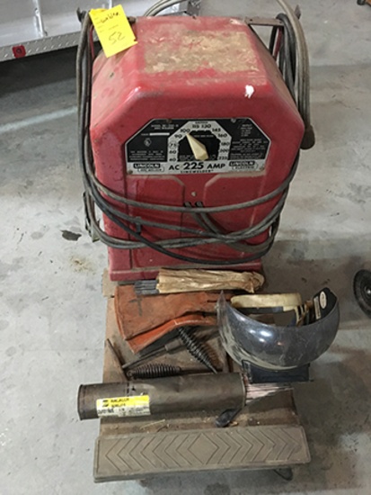 Lincoln 225 Arc Welder