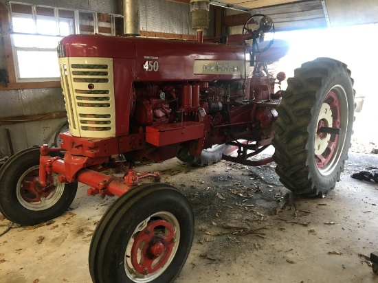 1958 Farmall 450 (D) Tractor, W.F., 2pt, 540 PTO, 15.5-38 tires, rear weights, single hyd outlet