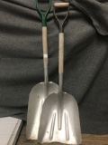 2 Scoop Shovels