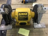 Dewalt DW758 Bench Grinder