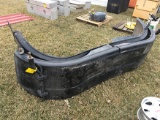 Full Coverage Truck Fenders (one with crack)