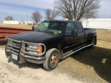 2002 Chevy 3500 Crew Cab Truck, Dually