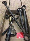 Torch Heads, Wrenches