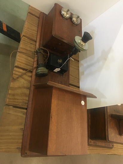 Kellogg Oak Wall Phone