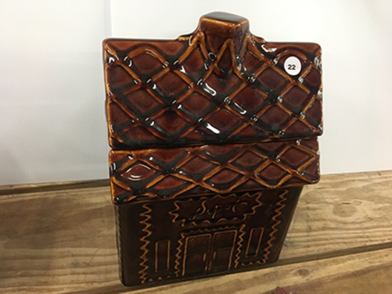 Hull Gingerbread Cookie Jar