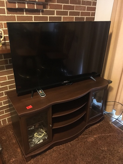 50in Hisense flat screen TV with modern 47in TV stand
