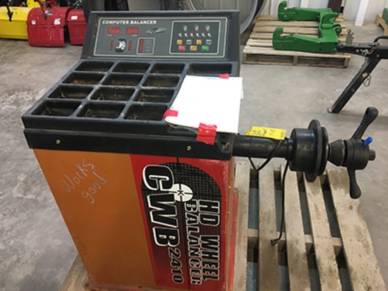CWB 2410 HD Digital Wheel Balancer