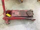 Snap On 2 1/2 ton floor jack, needs seal kit