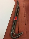 (2) pry bars