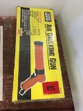 Air caulking gun