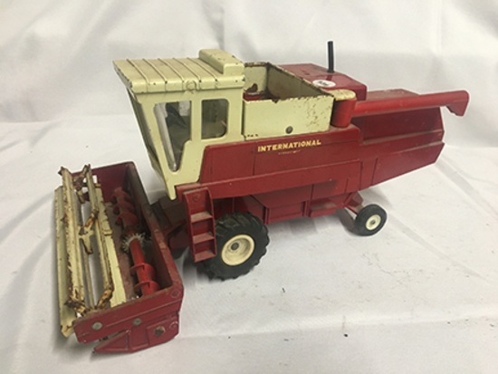 Ertel 1/16 Scale, International Hydrastatic Combine