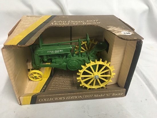 Ertl 1/16 Scale, John Deere 1937 Model G Tractor Collectors Edition