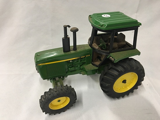 Ertl 1/16 Scale, John Deere 4455 Tractor