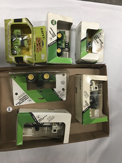 Lot of 6, Ertl 1/64 Scale, Tractors & Trucks