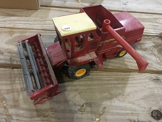 Massey Ferguson 760 Combine