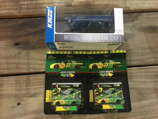 Lot of 3 Toys