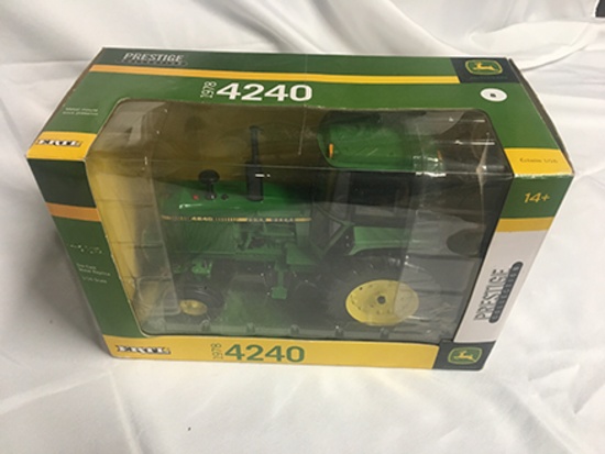 Ertl 1/16 Scale, John Deere 1978-4240 Prestige Collection