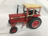 Ertl 1/16 Scale, International Custom 756