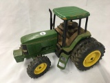 Ertl 1/16 Scale, John Deere 7800 Tractor with Duals