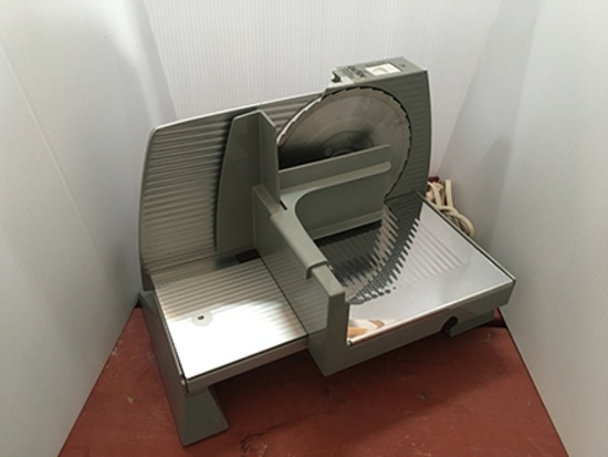 Chef's Choice Model 620 Food Slicer,  AS NEW