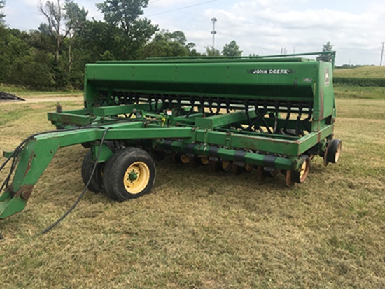JD 750 15ft Grain Drill, Front Dolly, S# N00750X3048