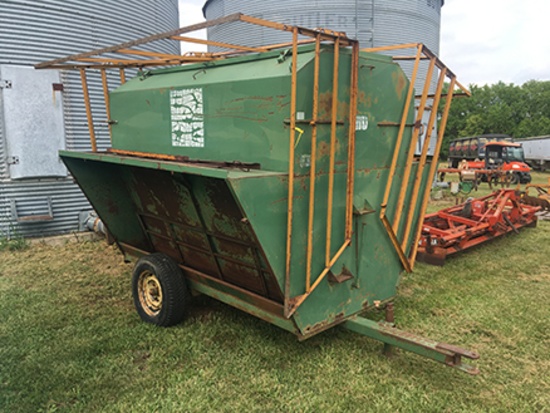 King Ag 2 Ton Portable Creep Feeder with Calf Pass Rails