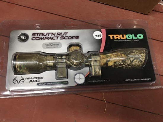 Real Tree 4 X 32MM Strut N Rut Compact Scope