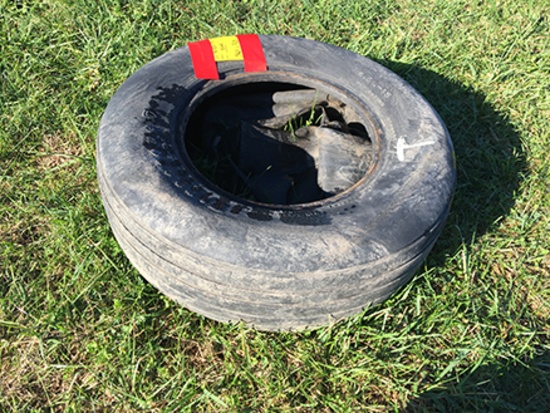 9.5L-15 Imp. Tire