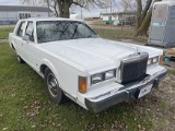 1989 Lincoln Town Car, 125,307 Miles