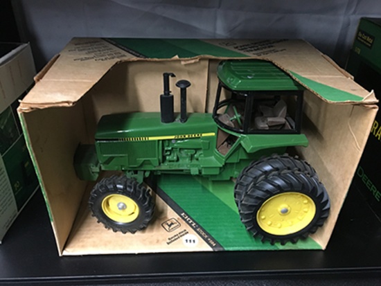 JD MFWD Row-Crop, 1/16 Scale