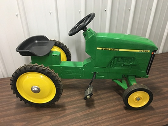 NO SHIPPING JD 8400, Ertl Pedal Tractor