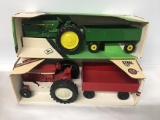 JD & IH Tractors w/ Wagons, 1/32 Scale