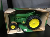 JD R Diesel, 1/16 Scale