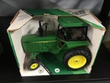 JD Row Crop, 1/16 Scale
