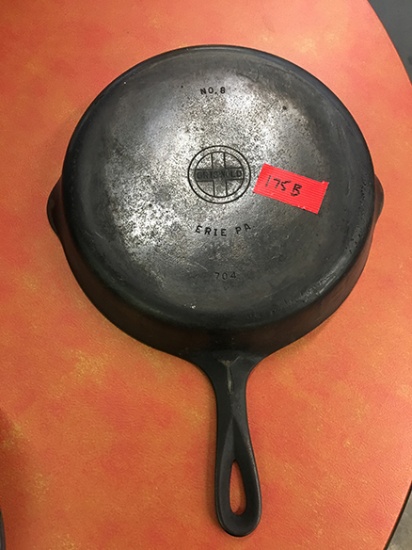 Griswold 9 in. Skillet