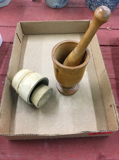Butter Mold, Mortar and Pedistal