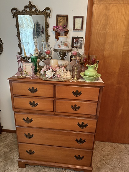 Chest of Drawers, Lamps & Various Misc.