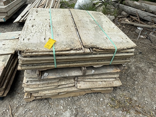 Lot of 15 plus 4 ft. Corners