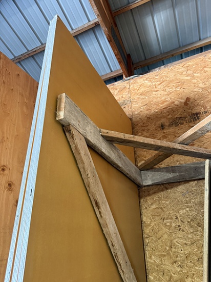 (3 X $) New 4 ft. X 10 ft.