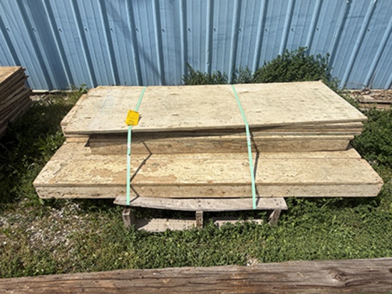Pallet of (4) 6 ft. Fillers, (7) Boxes