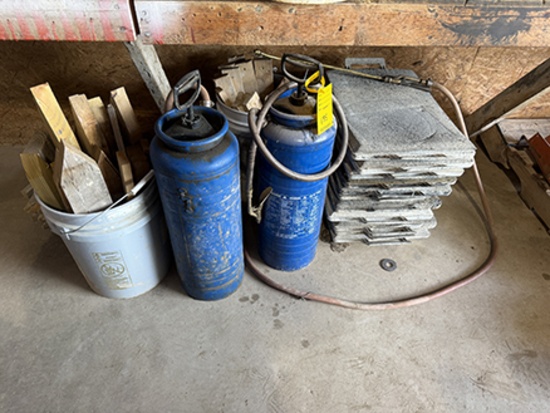 (2) Hand Sprayers, (11) Kneeling Mats, Wood Stakes