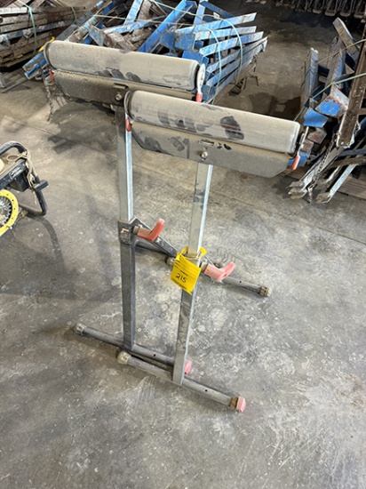 2 Craftsman Adjustable Saw Crutches