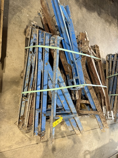 (24 X $) Form Scaffolding Brackets