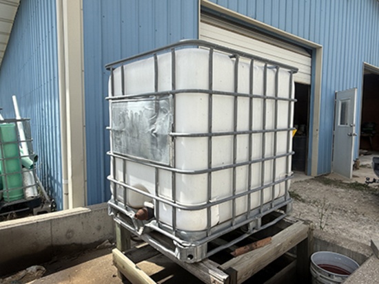 250 gal Tank, 2 Barrel Stands & Partial Barrel