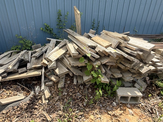 Pile of Misc. Length 2 X 4, 6, 8, etc.